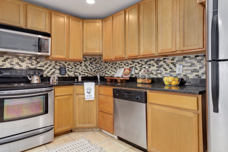 37 T St Nw - Photo 7 of 13