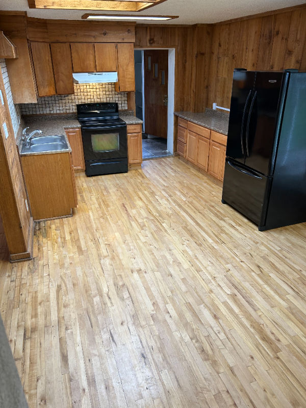 404 5th St Sw - Photo 7 of 17