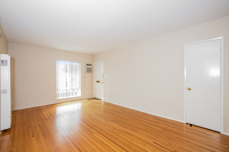 5 W Pine St - Photo 5 of 13