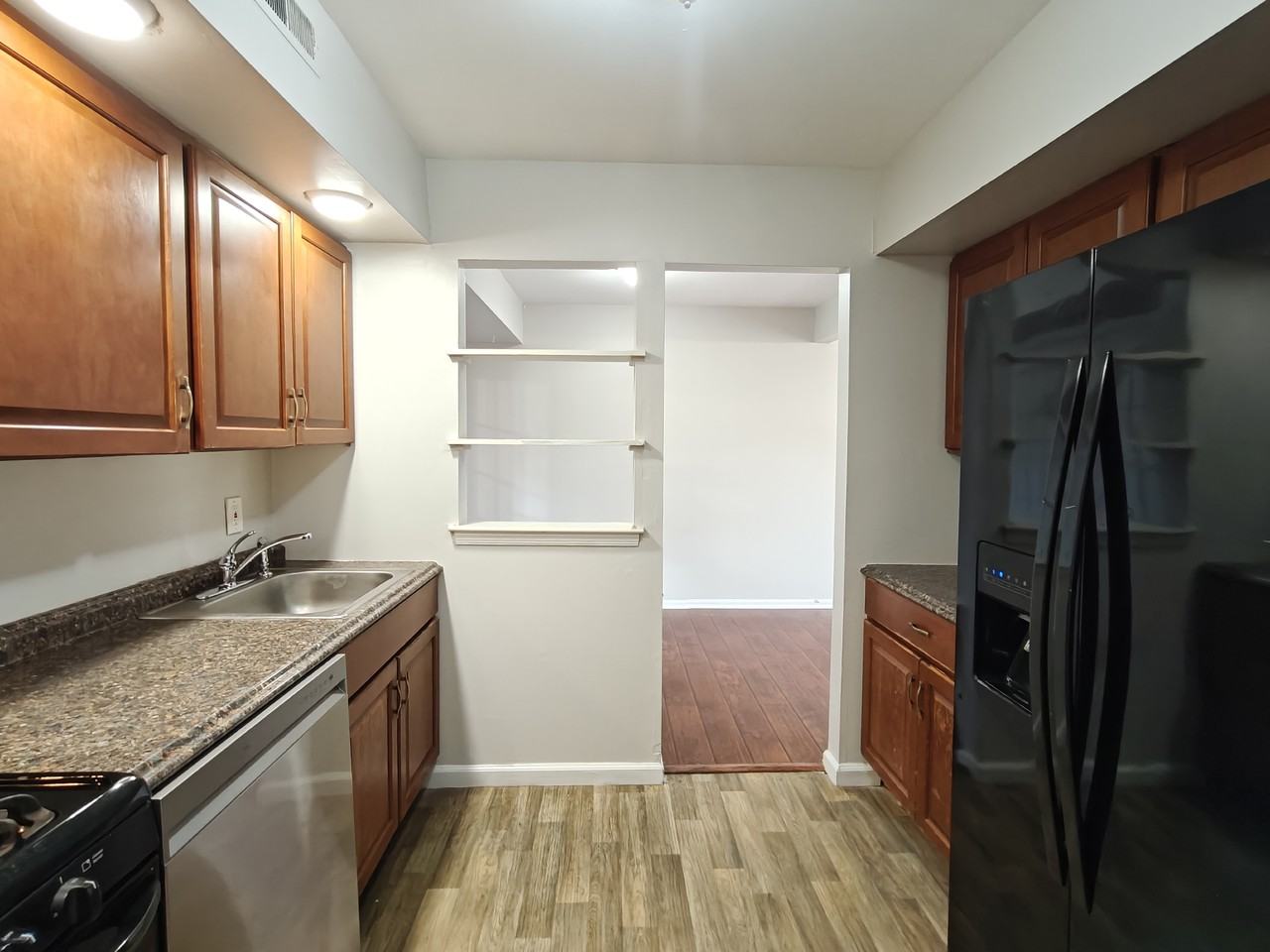 60 Farmhouse Rd - Photo 4 of 15