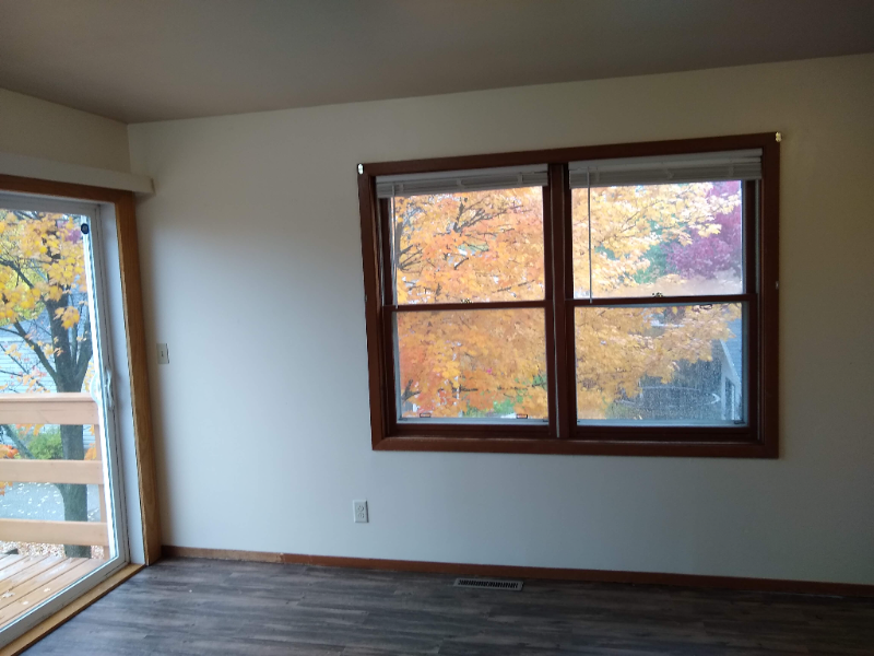 2126 Vermont Ave - Photo 3 of 18