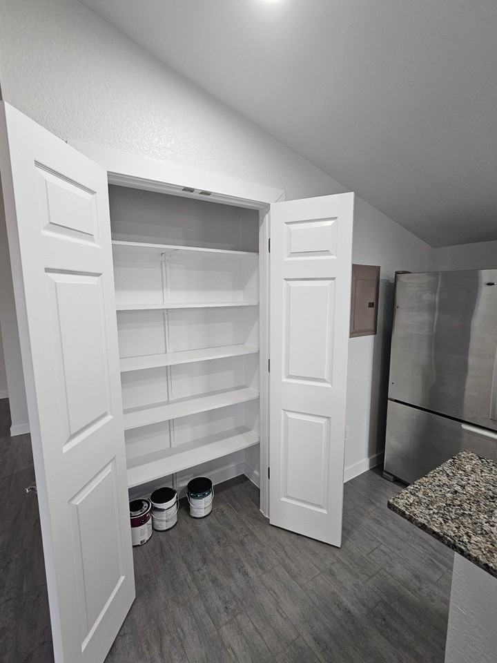 7406 Geneva Dr - Photo 3 of 19
