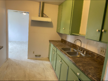 10860 Freer St - Photo 7 of 16