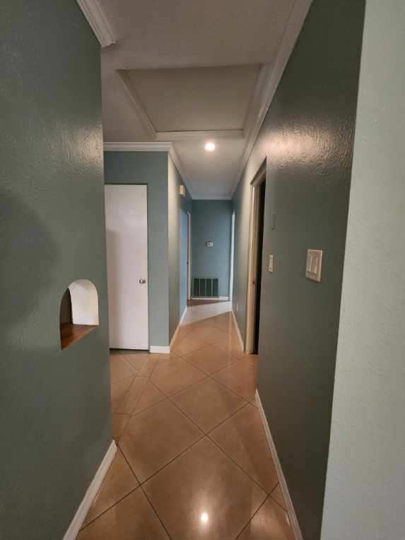 5306 46Ave N - Photo 4 of 42