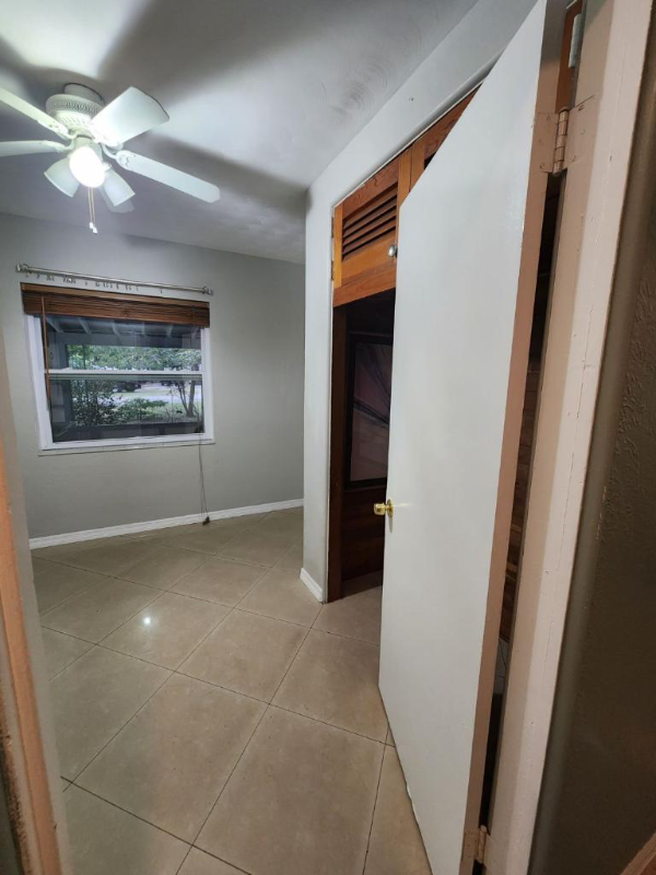 5306 46Ave N - Photo 7 of 42