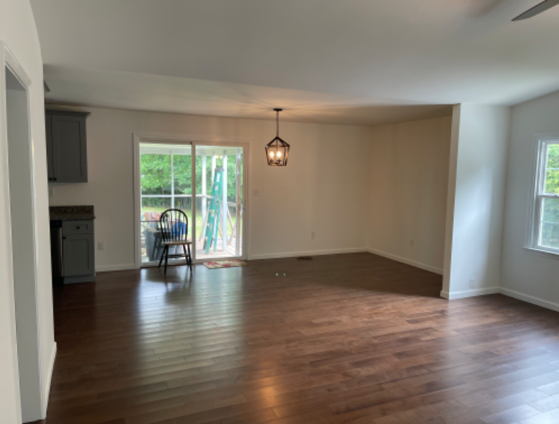 1507 Fort Hill Dr - Photo 3 of 12