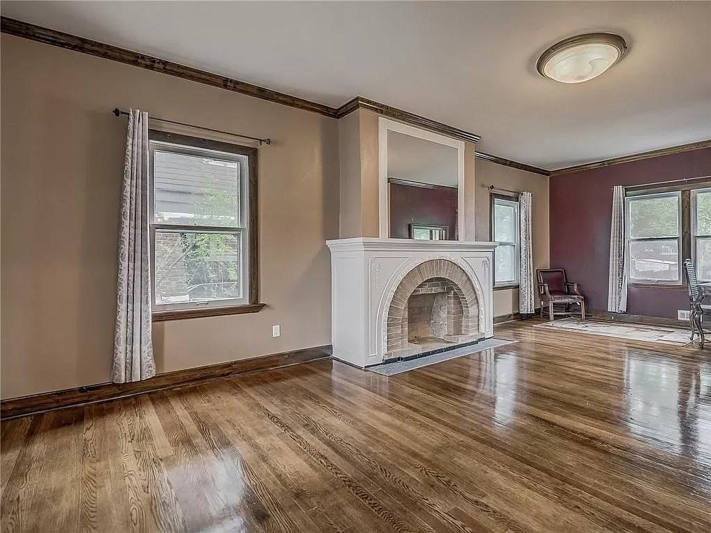423 Ne 14th St - Photo 5 of 20