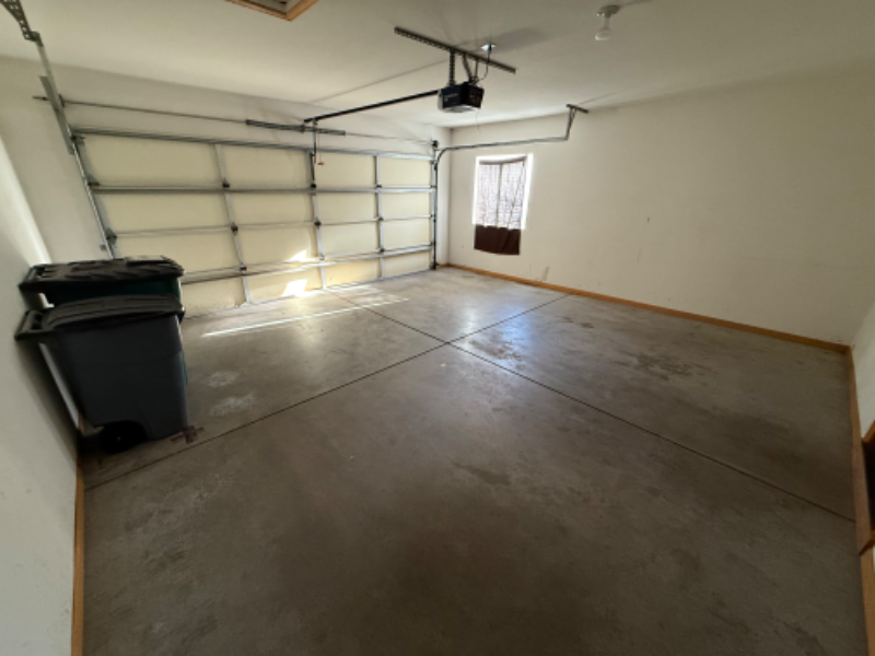 1500 Raven Cir #F - Photo 4 of 17