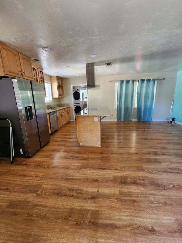 5700 Angelina Ave #B - Photo 2 of 19