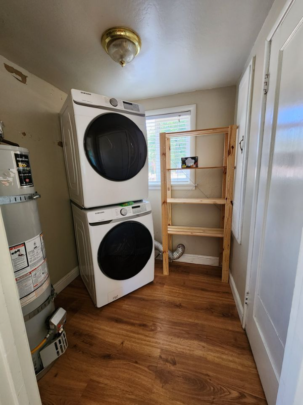 5700 Angelina Ave #B - Photo 3 of 19