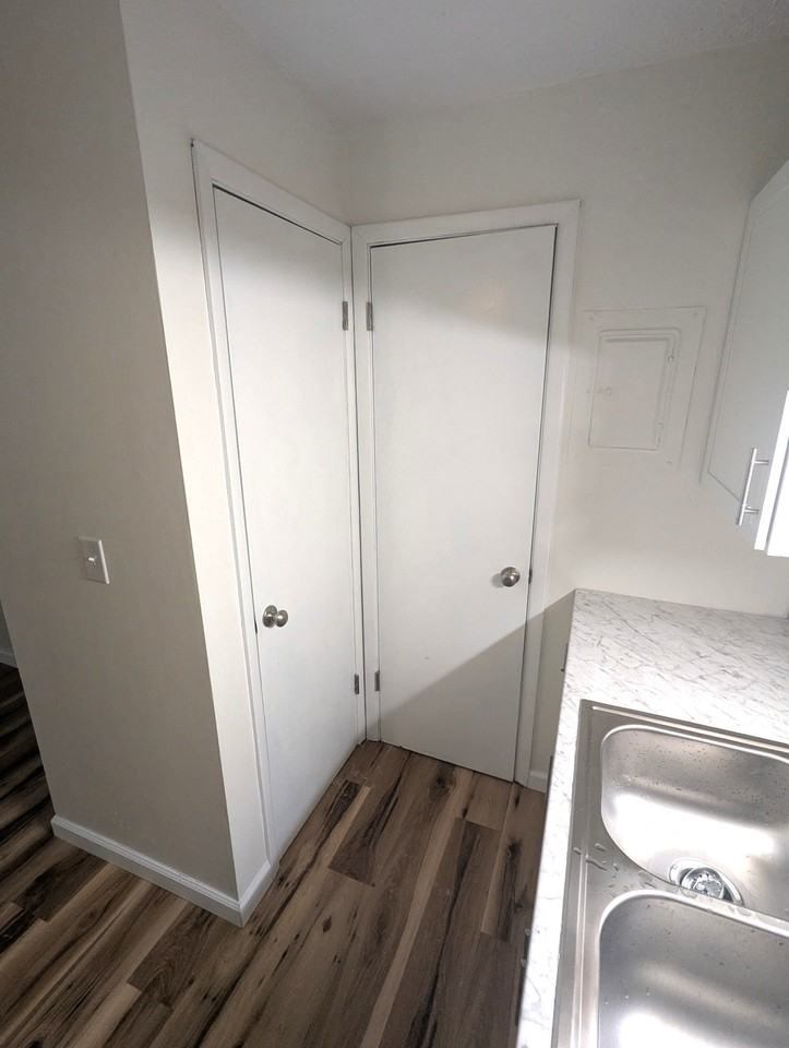 300 Wood St #E7 - Photo 3 of 13
