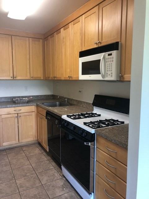 4020 Washington Blvd #2 - Photo 2 of 8