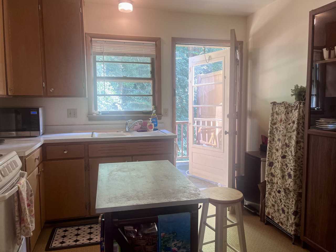 3315 Harvey St #3315-4 - Photo 4 of 19