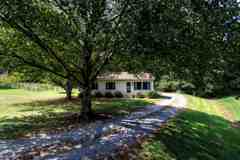 129A Manor Ave - Photo 1 of 1