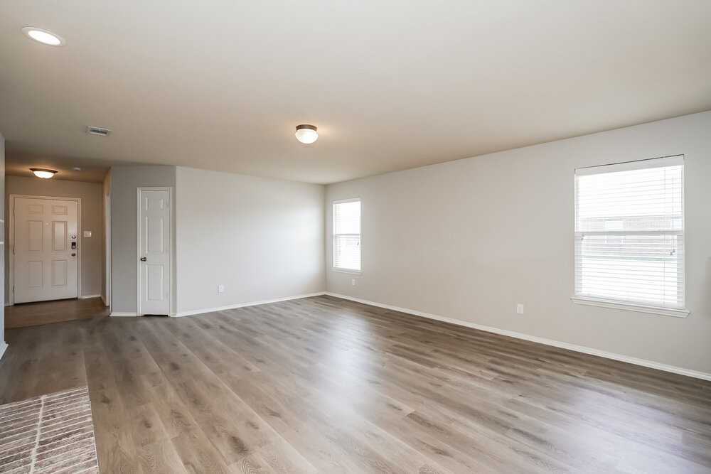 12640 Lost Prairie Dr - Photo 3 of 16