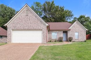 185 Village Dr - Photo 1 of 1