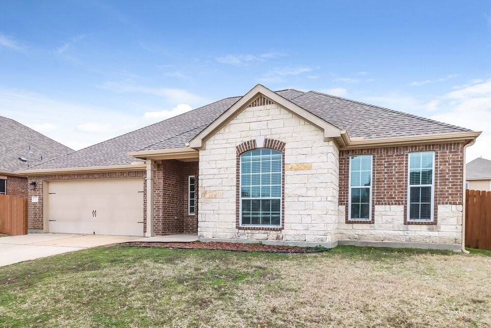 2720 Silver Sage Dr - Photo 3 of 19