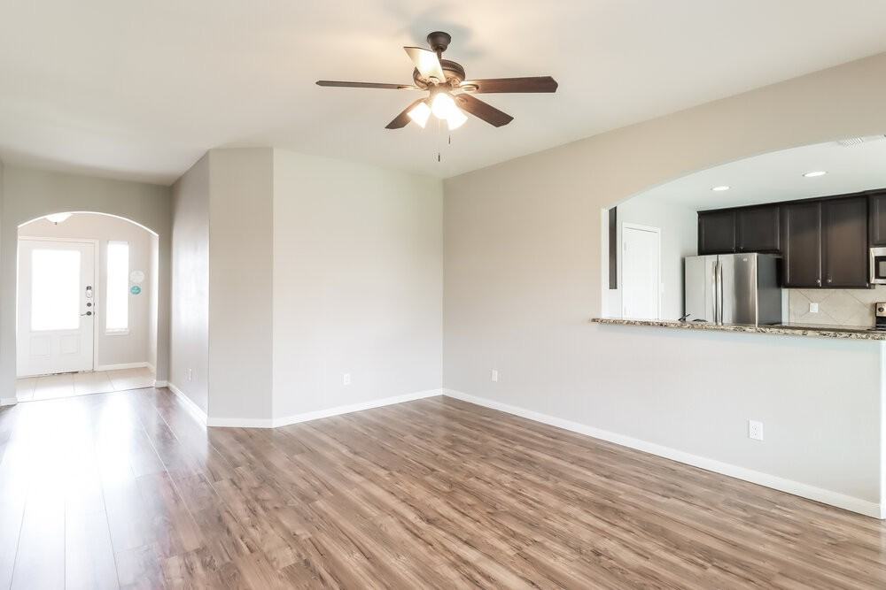 2720 Silver Sage Dr - Photo 7 of 19