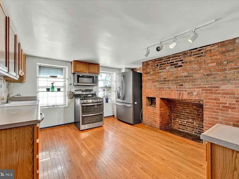 1005 As Kenwood Ave #A - Photo 2 of 16