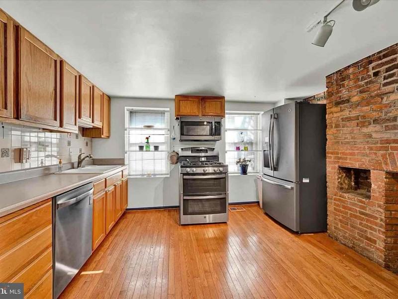 1005 As Kenwood Ave #A - Photo 4 of 16