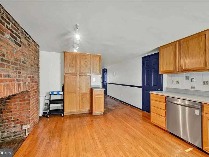 1005 As Kenwood Ave #A - Photo 5 of 16