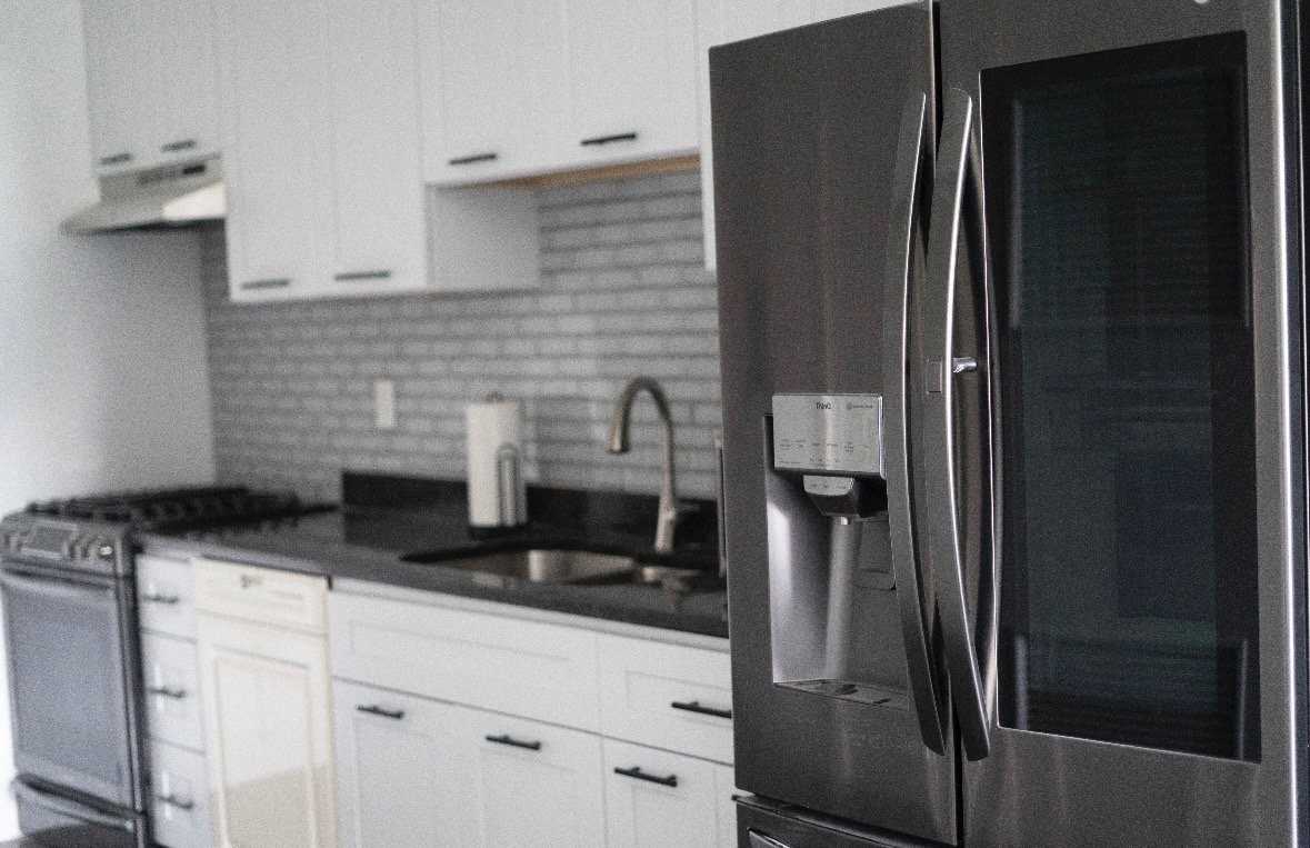 1637 N 33rd St #2 - Photo 7 of 19