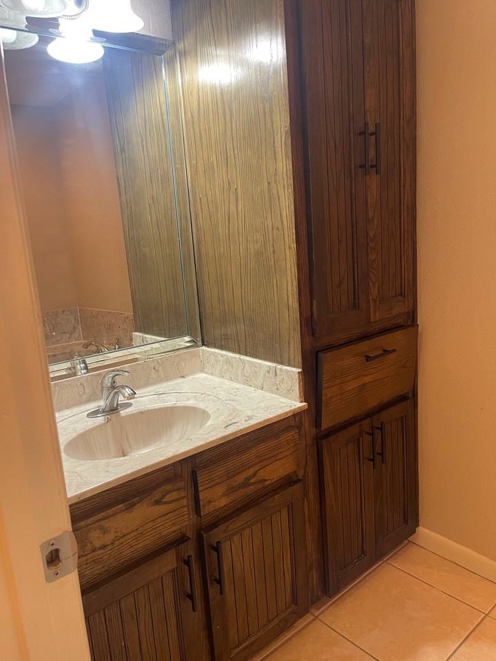1620 Cardinal Ave - Photo 6 of 20