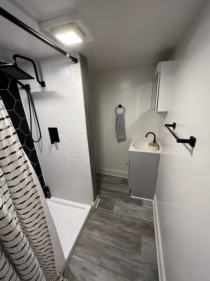 1266 Riverside Ave #1 - Photo 2 of 19