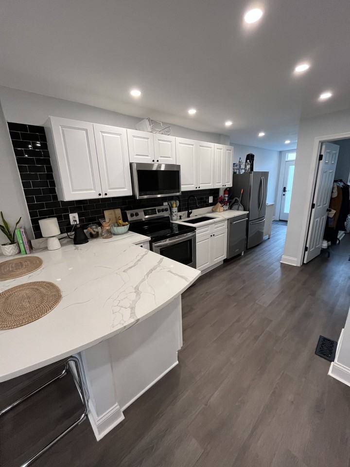 1266 Riverside Ave #1 - Photo 7 of 19