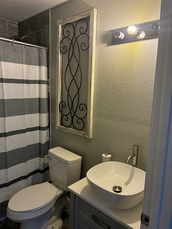 706 E Tinsley St - Photo 4 of 4