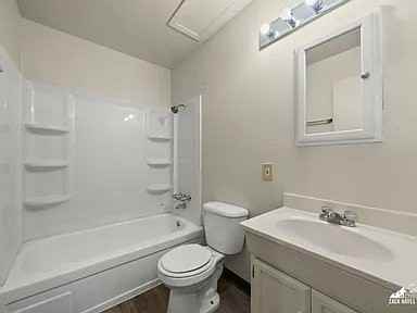 618 Gambell St #32 - Photo 4 of 13
