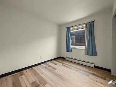 618 Gambell St #32 - Photo 7 of 13