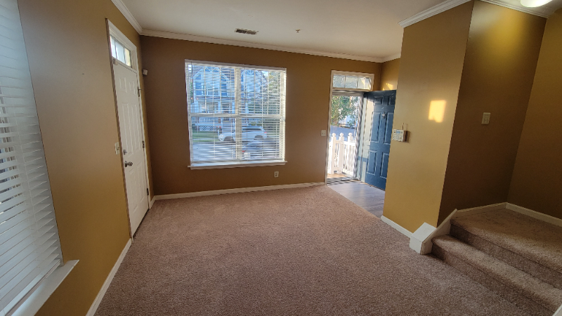 3003 W 11th St - Photo 4 of 29
