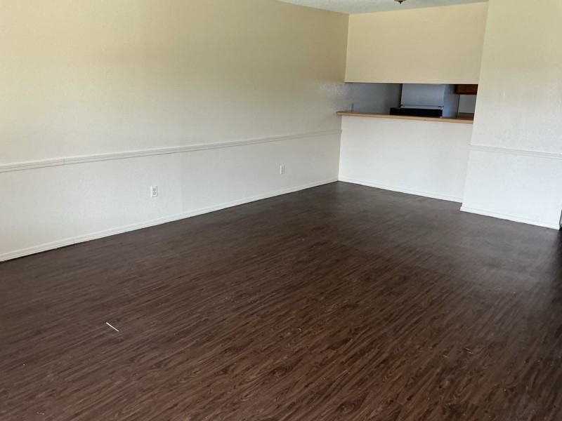 4301 Yorkshire Dr #49 - Photo 2 of 16