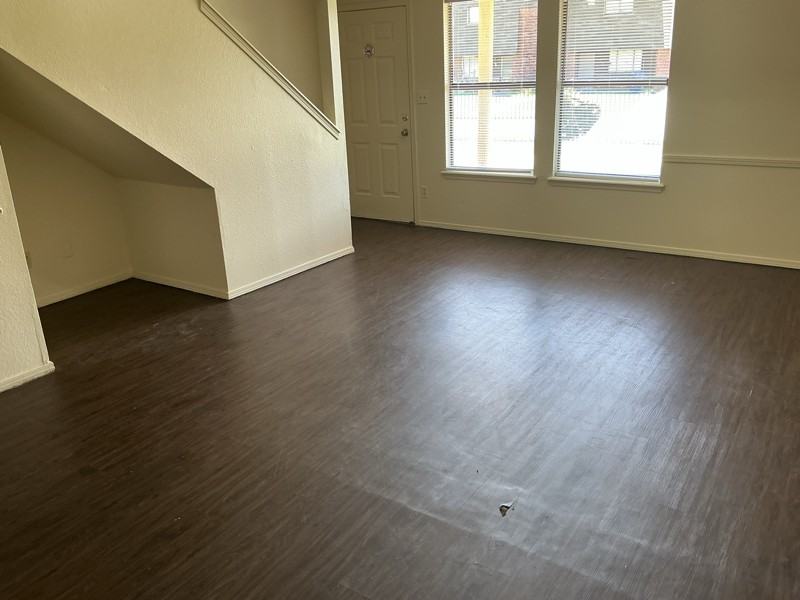 4301 Yorkshire Dr #49 - Photo 4 of 16