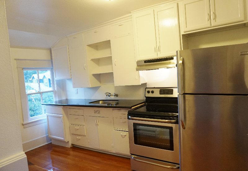12323 A St S #2B - Photo 2 of 14