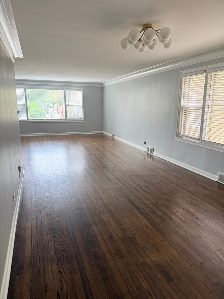 2854 W Farragut Ave #1stFL - Photo 6 of 19
