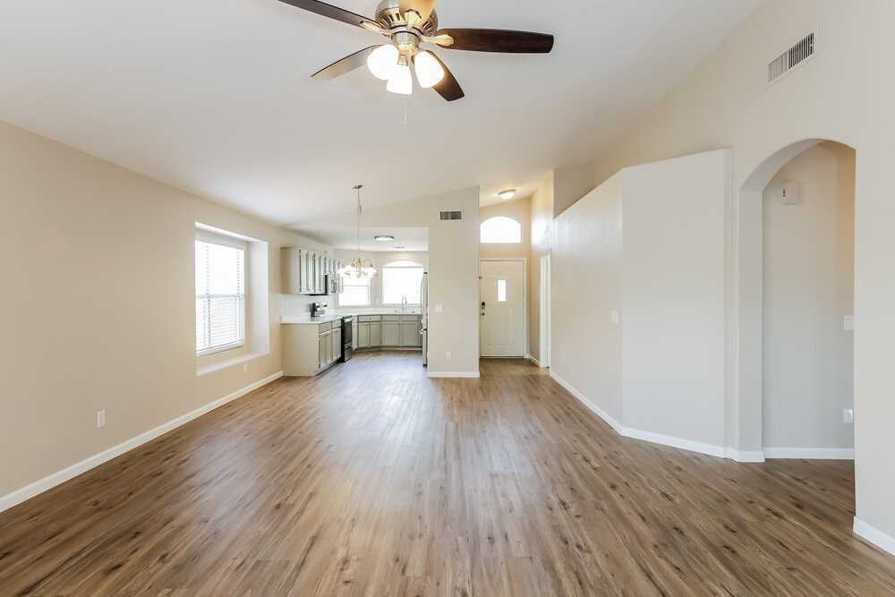 2044 S Avoca Cir - Photo 4 of 16