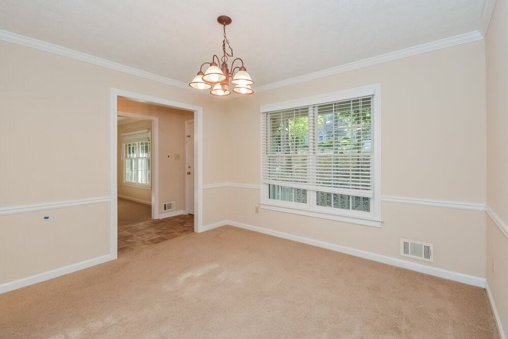 175 Meadowbrook Dr - Photo 6 of 17