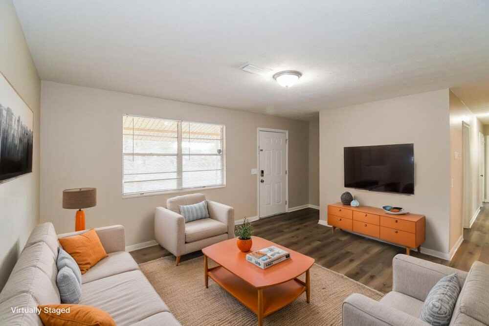 4415 Argentine Dr N - Photo 3 of 19