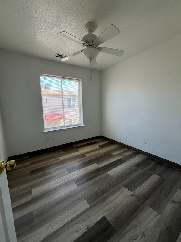 1009 Walnut Dr #C - Photo 6 of 13