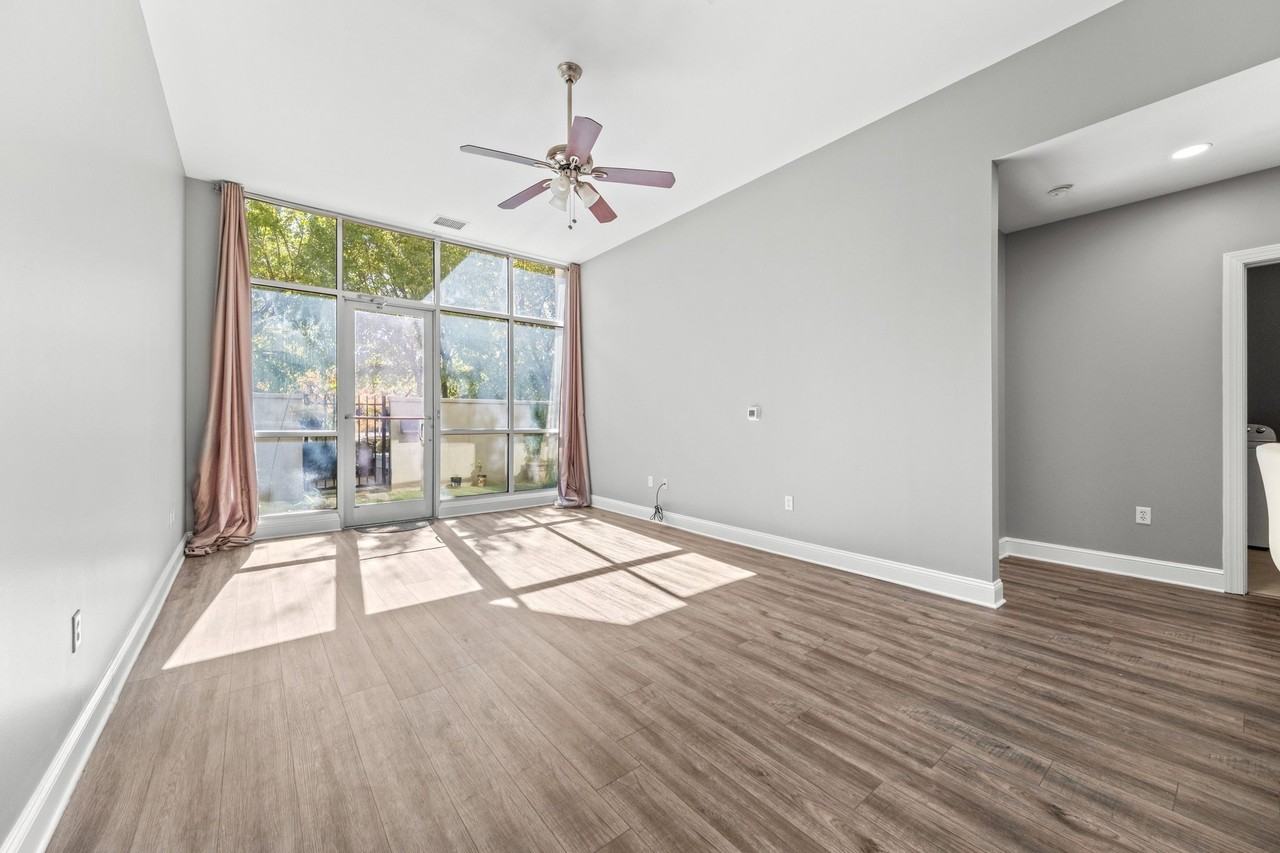 655S S Riverside Dr #104 - Photo 6 of 17