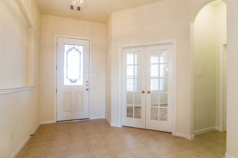 3014 Rose Trace Dr - Photo 2 of 20