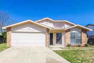 131 London Ln - Photo 1 of 1