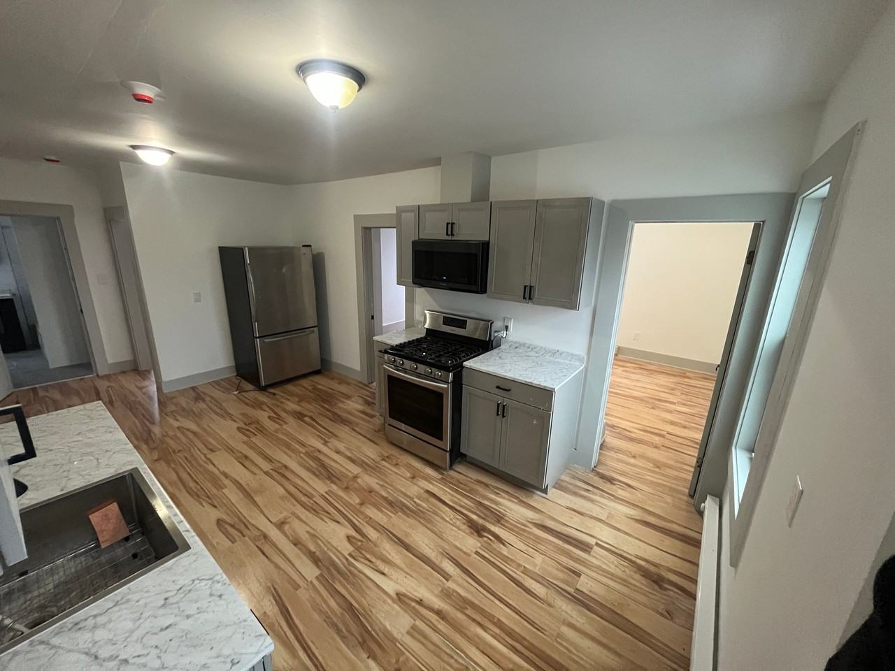 40 Garnet St #2 - Photo 7 of 18