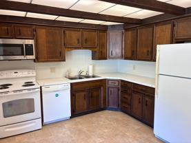 4524 Camelot Cir - Photo 1 of 1