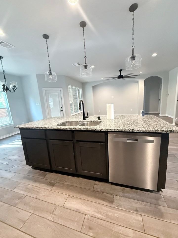 8803 Kallison Arbor - Photo 4 of 25