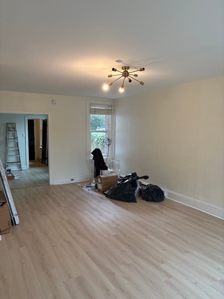 37 S Darlington St - Photo 2 of 14
