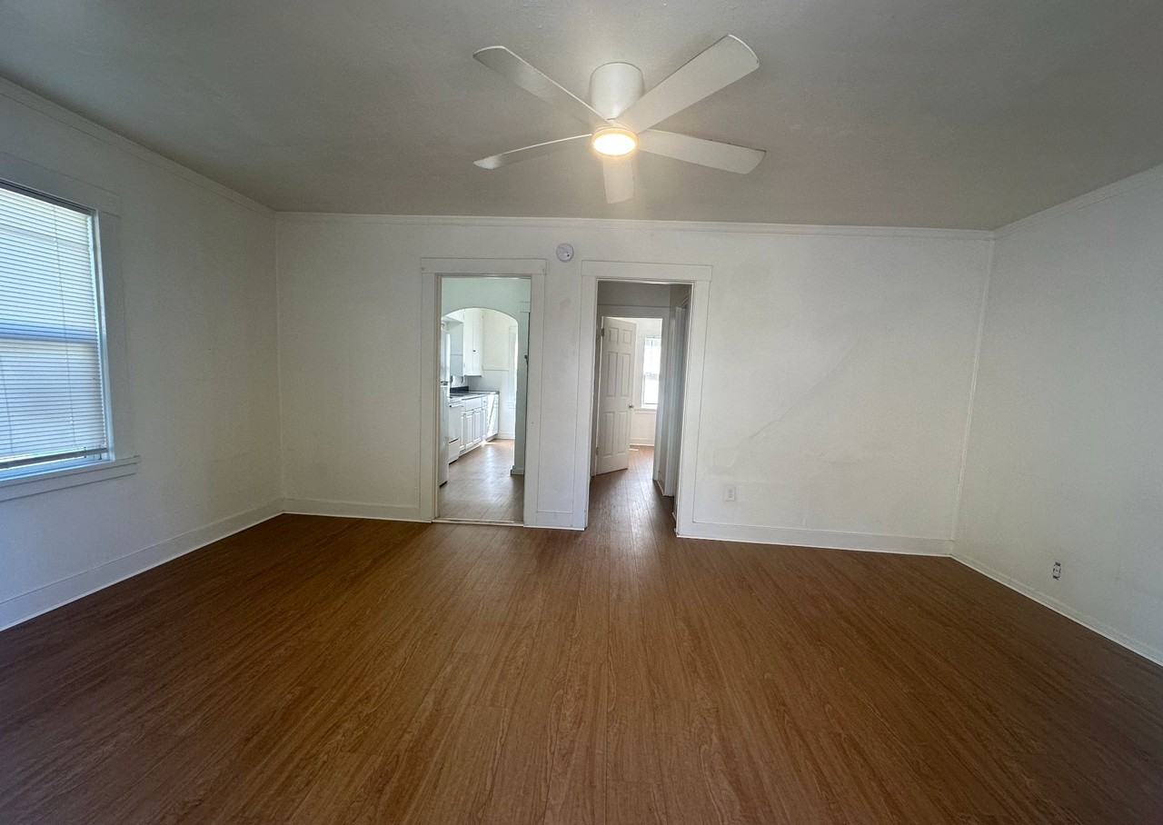433 N 7th St - Photo 3 of 15