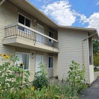 featured image of 855 E Stratford Ave #855